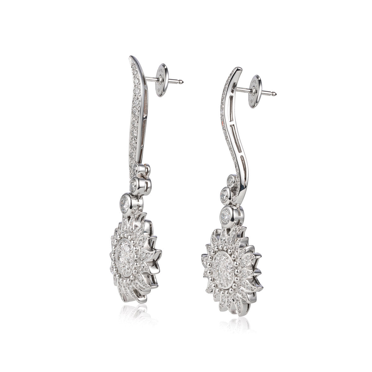 Carrera y Carrera Sol y Sombra diamond sun earrings with gold and diamond accents, featuring a radiant sun design.