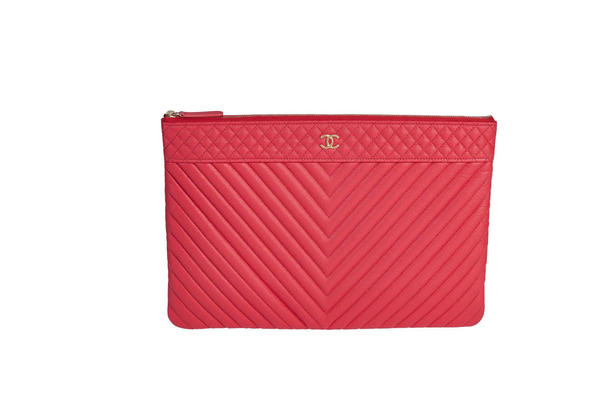 Chanel BNIB Coral Caviar Chevron Clutch