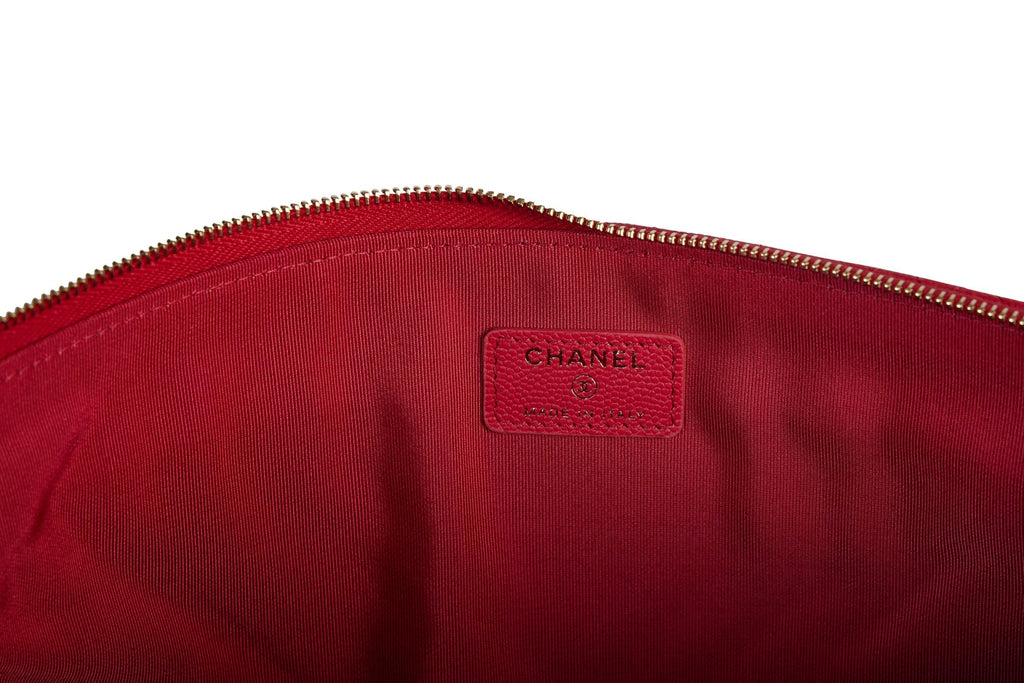 Chanel BNIB Coral Caviar Chevron Clutch