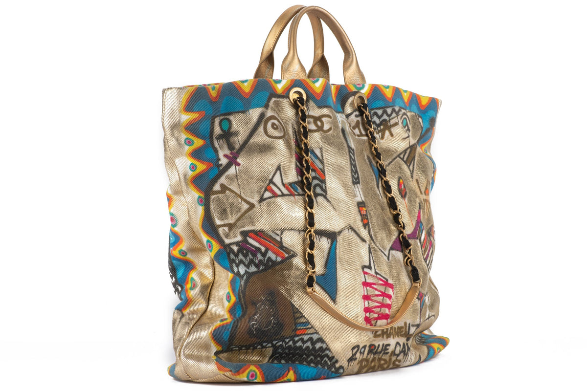 Chanel 2019 Street Spirit Tote