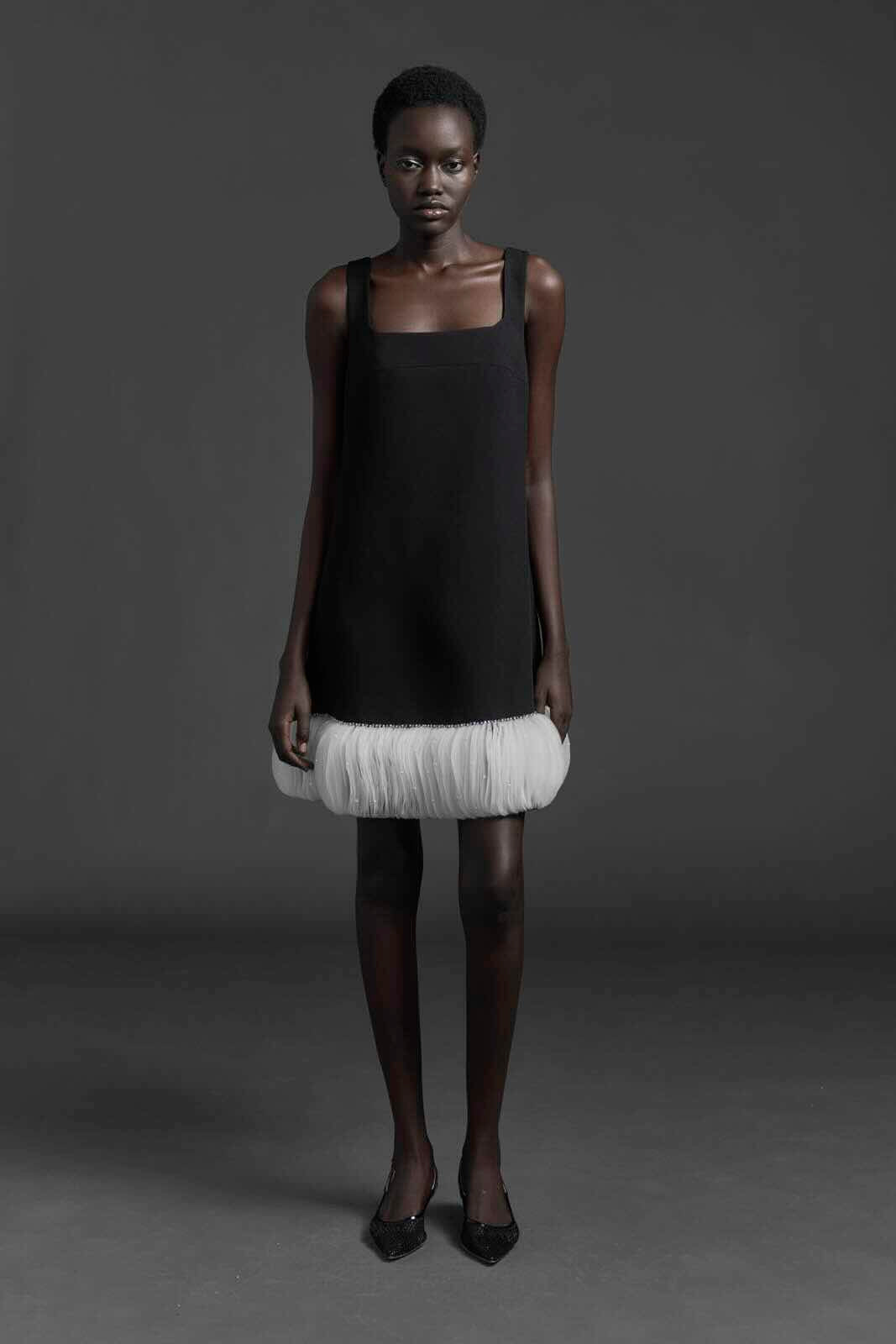 Black Short Pleated Hem Dress