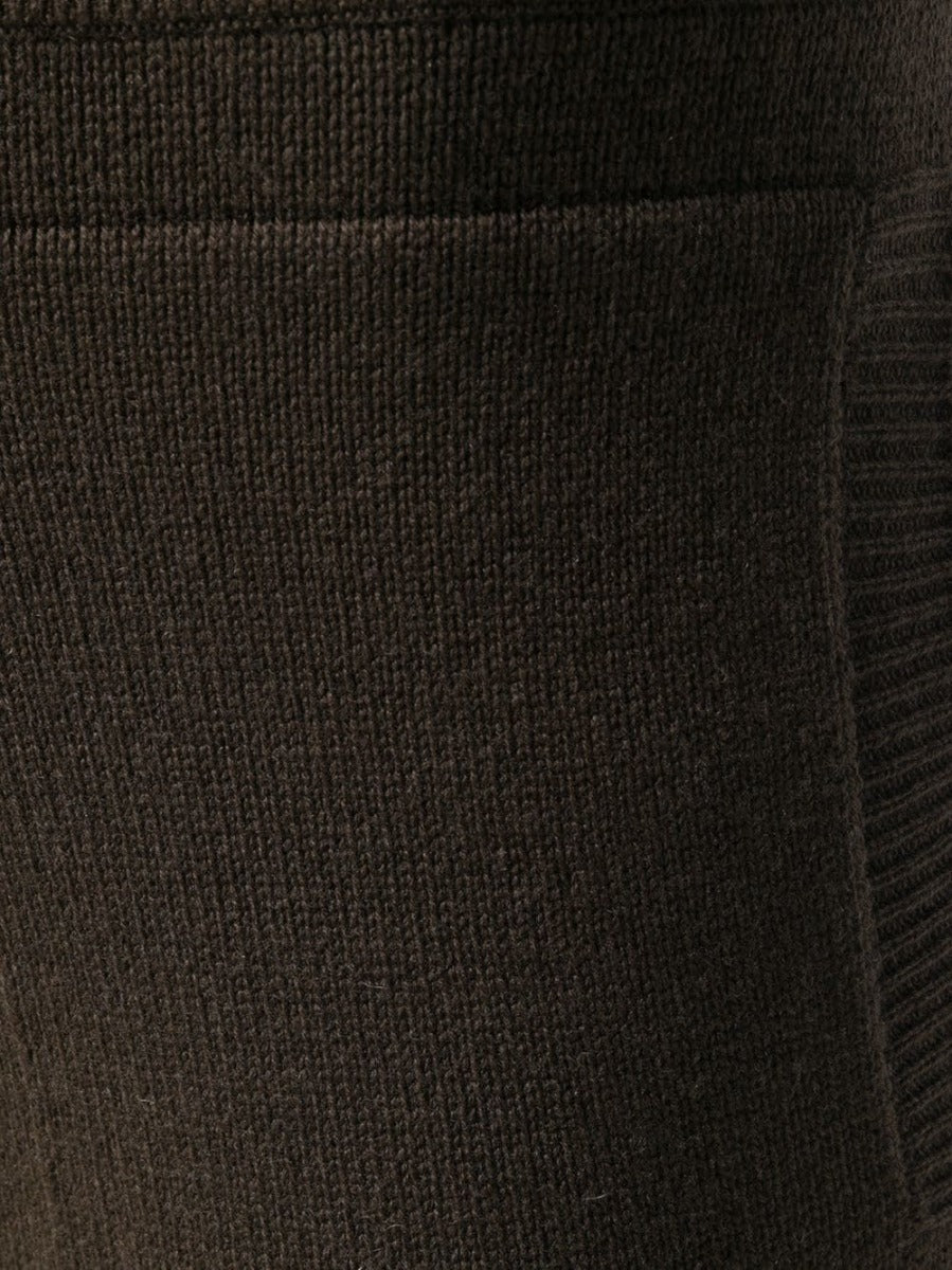 Hermès brown knitted lounge trousers showing a relaxed fit, soft knit fabric, and stylish design for comfortable casual wear.