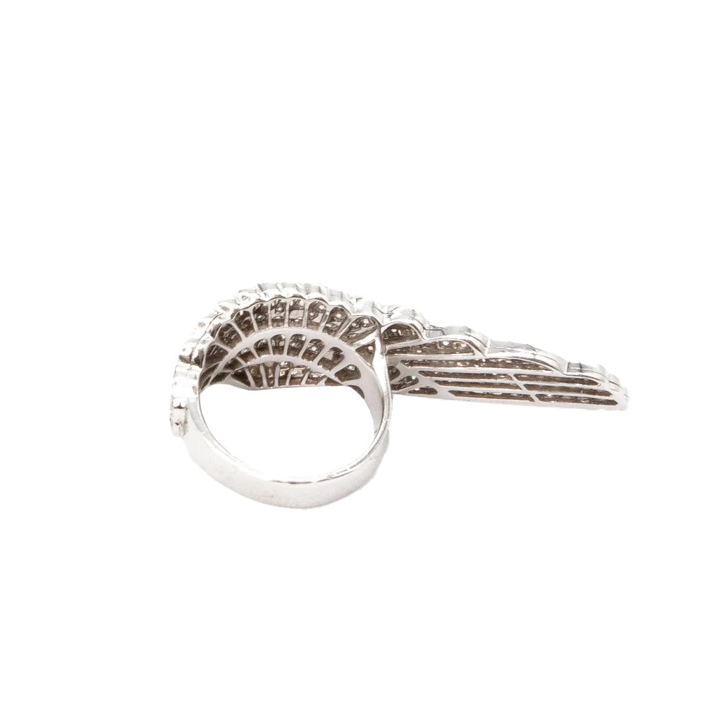 Silver Asprey Garrard feather ring featuring detailed feather design, elegant jewelry piece for stylish accessories.